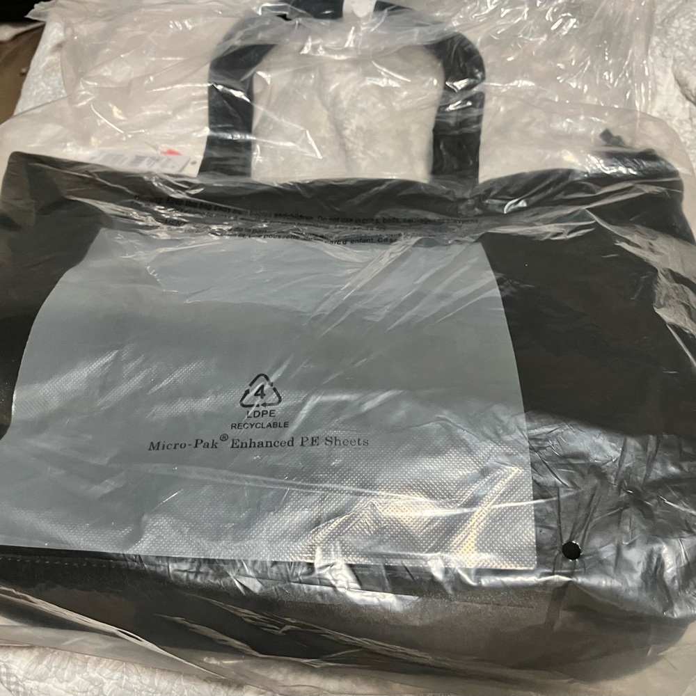 WildFox Large Rebel Tote Bag - Picture 6 of 14